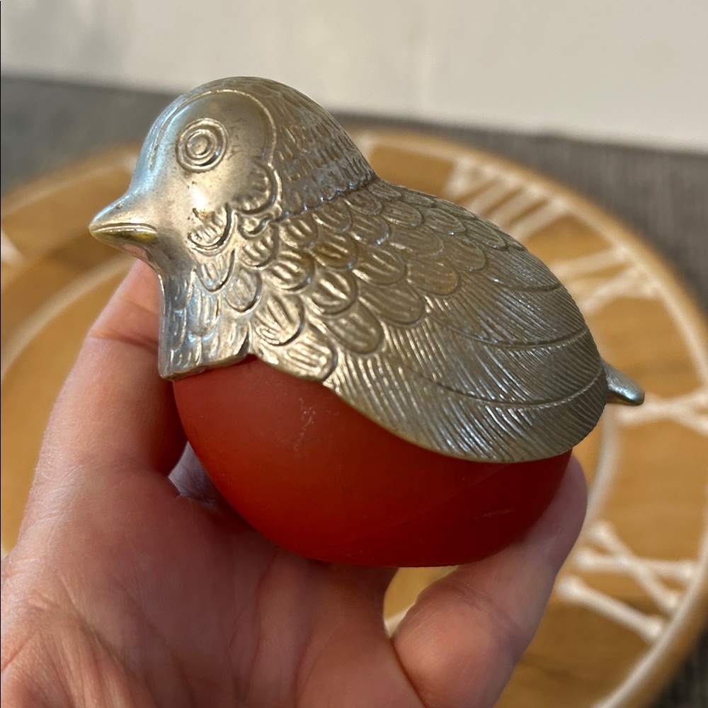Avon bird Cologne holder empty vintage glass bird silvertone and red glass - Picture 16 of 16